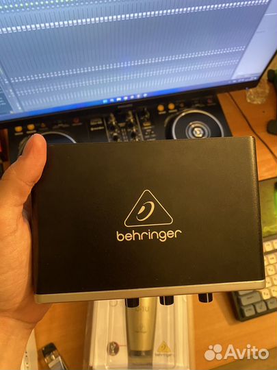 Behringer c1u и behringer uphoria umc22