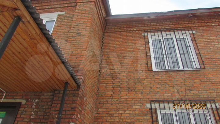 З/у с расположенным зданием, 250 м²