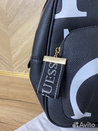 Рюкзак женский Guess