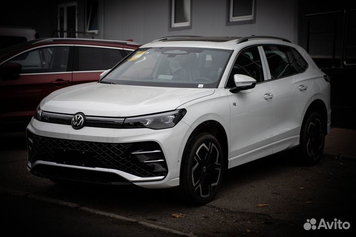 Volkswagen Tiguan L 2.0 AMT, 2024, 22 км