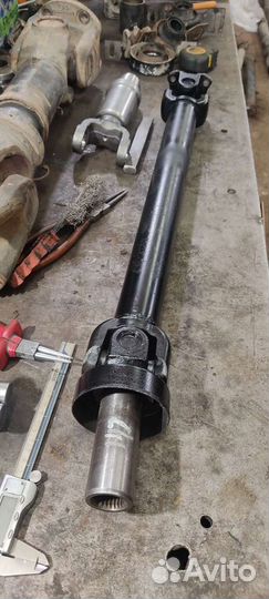 Карданный вал L200