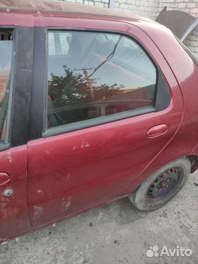 Дверь задняя левая Fiat albea