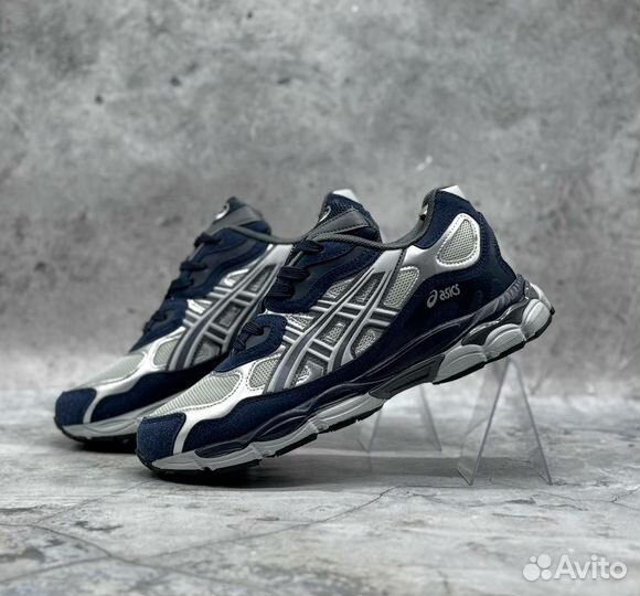 Кроссовки мужские Asics urbancore