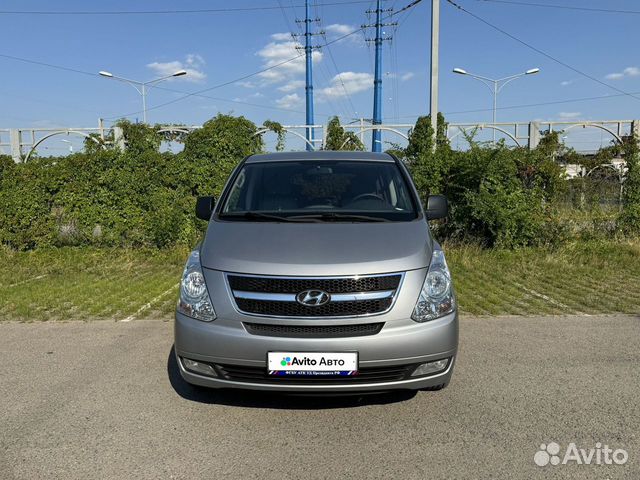 Hyundai Grand Starex 2.5 AT, 2014, 50 000 км с пробегом, цена 2750000 руб.