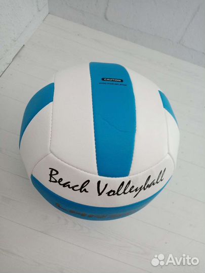 Волейбольный мяч