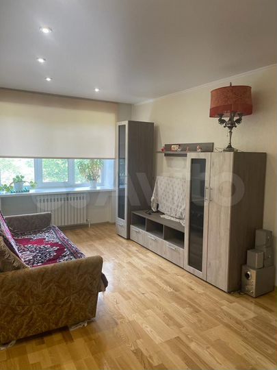 2-к. квартира, 48 м², 1/3 эт.
