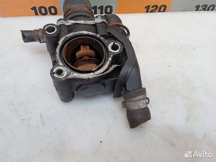 Корпус термостата Ford Focus 1 2.0 2004