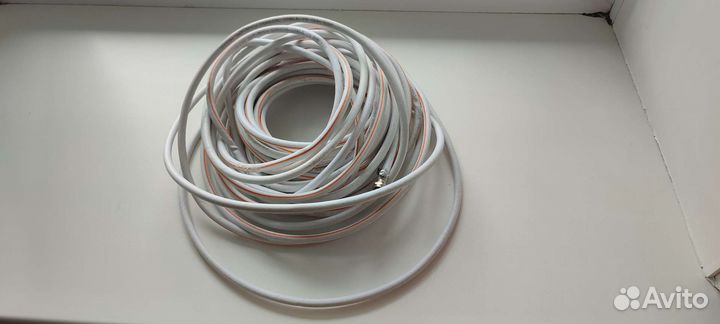 Тюльпаны провода, интернет провод, тв