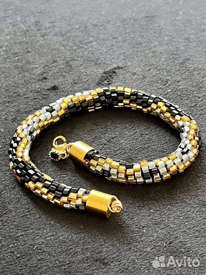 Браслет жгут из бисера змеиный принт