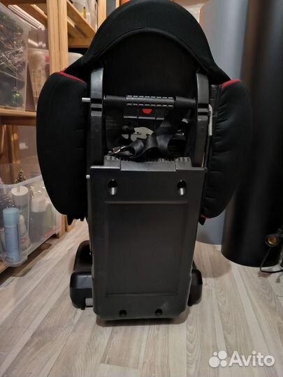 Автомобильное детское кресло от 9 до 36 кг