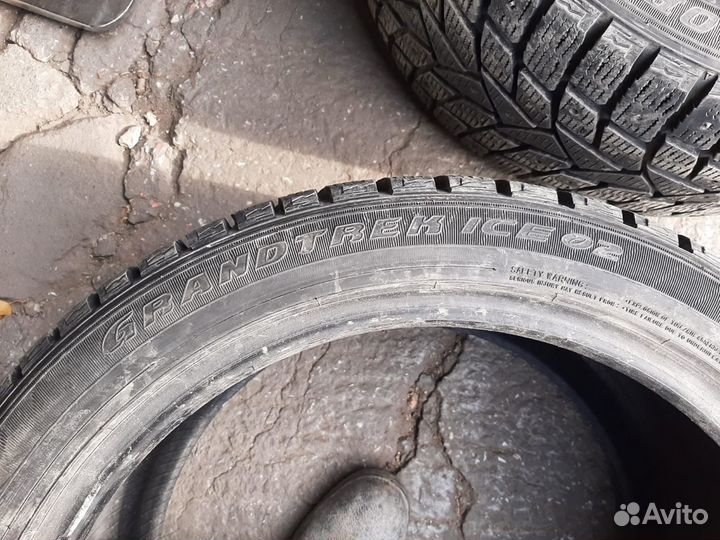 Dunlop Grandtrek Ice 02 315/35 R20