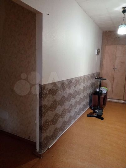 Комната 16 м² в 4-к., 6/9 эт.