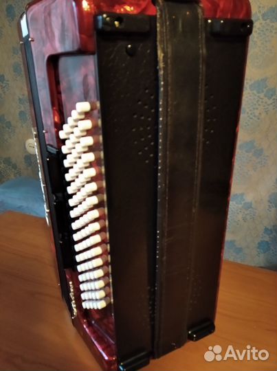Аккордеон Royal Standard Meteor(Weltmeister), 3/4