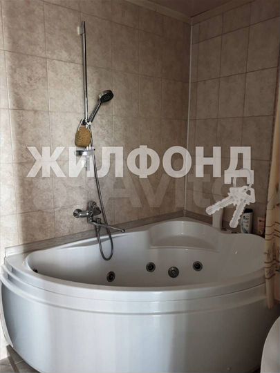 2-к. квартира, 64 м², 2/9 эт.