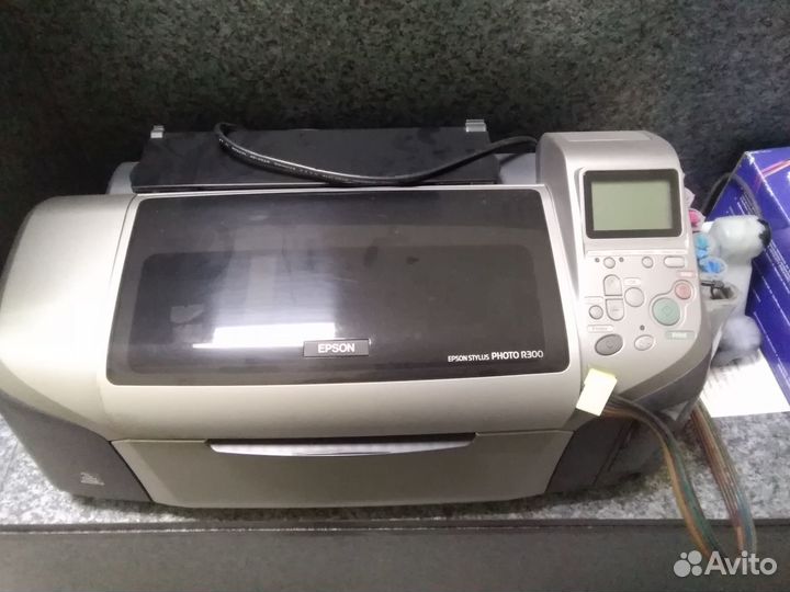 Цветной принтер Epson Stilus photo R300