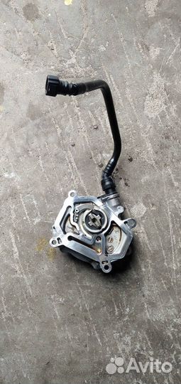 Насос вакуумный Mercedes-Benz GLC-Класс X253/C253