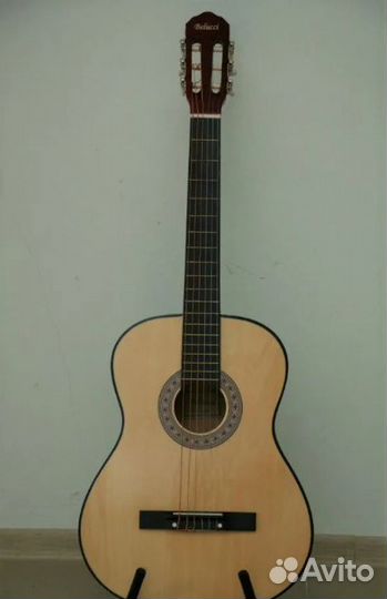Классическая гитара 7/8 Belucci 38
