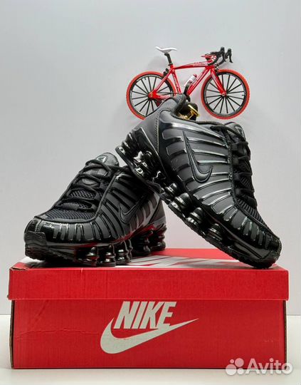 Кроссовки Nike shox