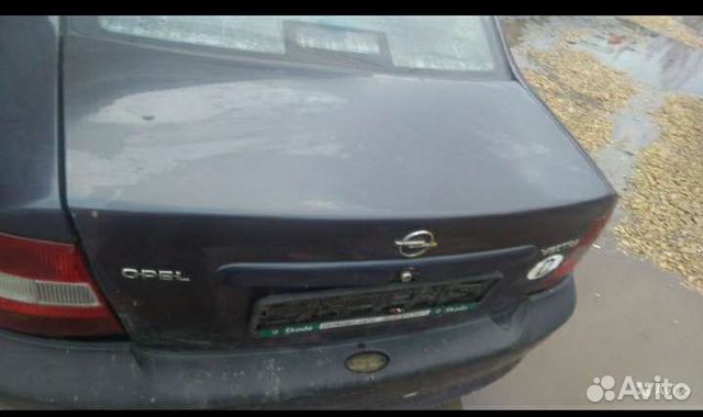 Крышка багажника Опель Вектра В