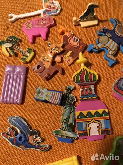 Россыпь плоских фигурок детали киндер