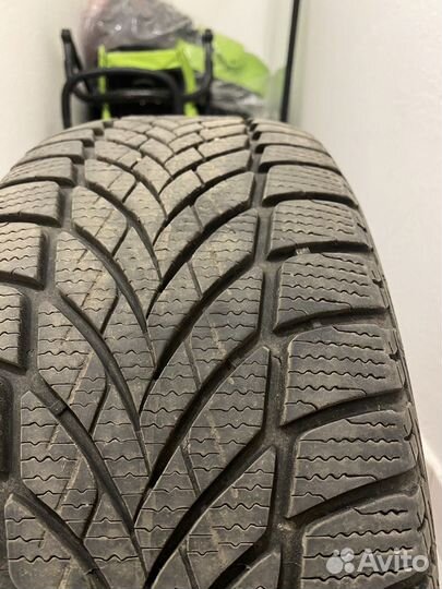 Goodyear UltraGrip Ice 2 205/50 R17 93T