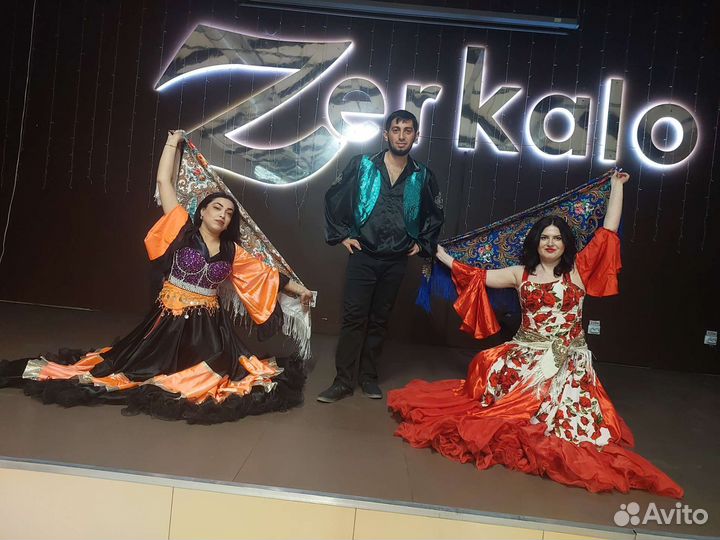 Цыганский ансамбль