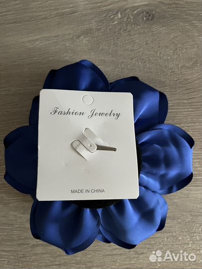 Декоративный цветок брошь для украшения