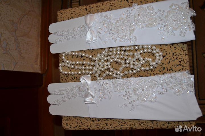 Перчатки свадебные