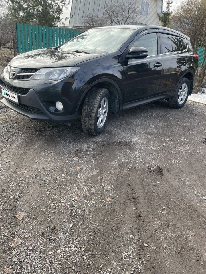 Toyota RAV4: фото владельца
