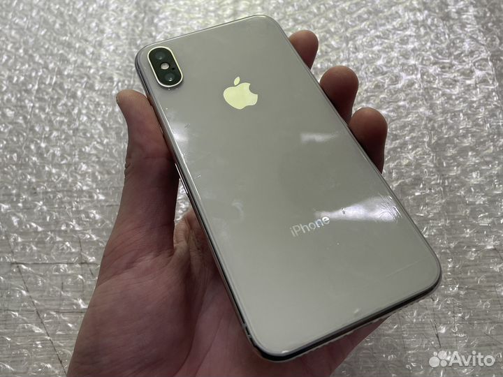 iPhone X, 64 ГБ