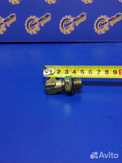 Фитинг угловой X520-110001 Hyundai HL770-7A