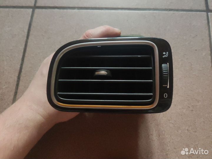 Дефлектор volkswagen polo 6 RU. 819.703. AM NOR