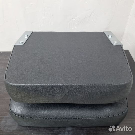 Кресло для лодки Патриот мягкое серо бежевый цвет