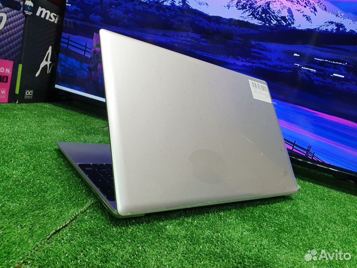 Новый ультрабук на i5 16GB DDR4 512GB SSd