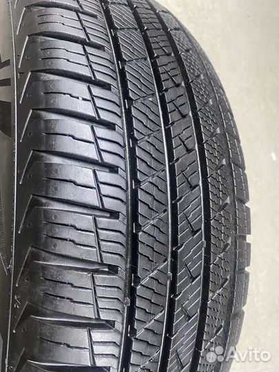 Vredestein QuaTrac Pro 215/65 R17