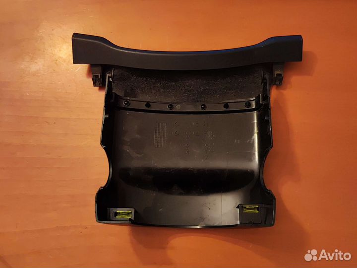 Кожух подрулевой 1K0858560