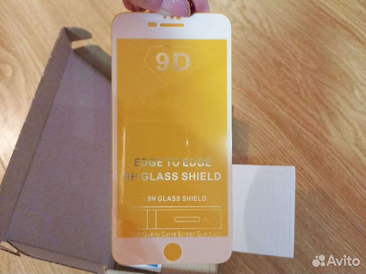 Защитное стекло iPhone 8 +