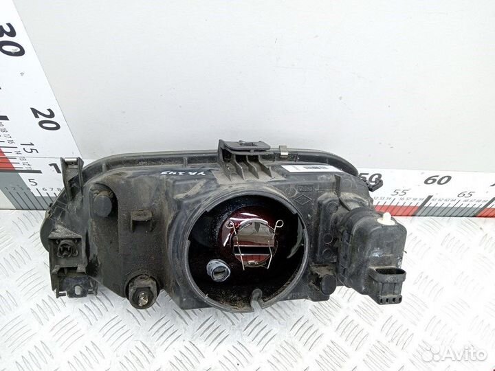 Фара передняя для Renault Scenic 1 7701040681