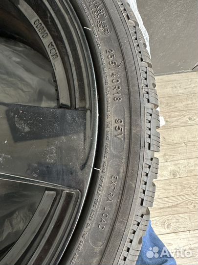 Michelin Pilot Alpine PA4 235 40 R18