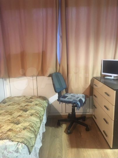 Комната 10 м² в 2-к., 3/5 эт.