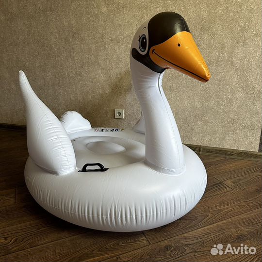 Надувной плавательный матрас лебедь 120*90