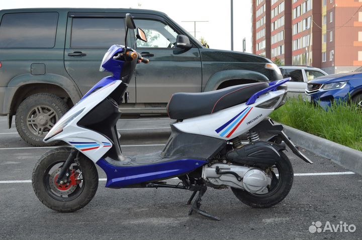 Скутер Vento Corsa 150cc (по документам 49cc)
