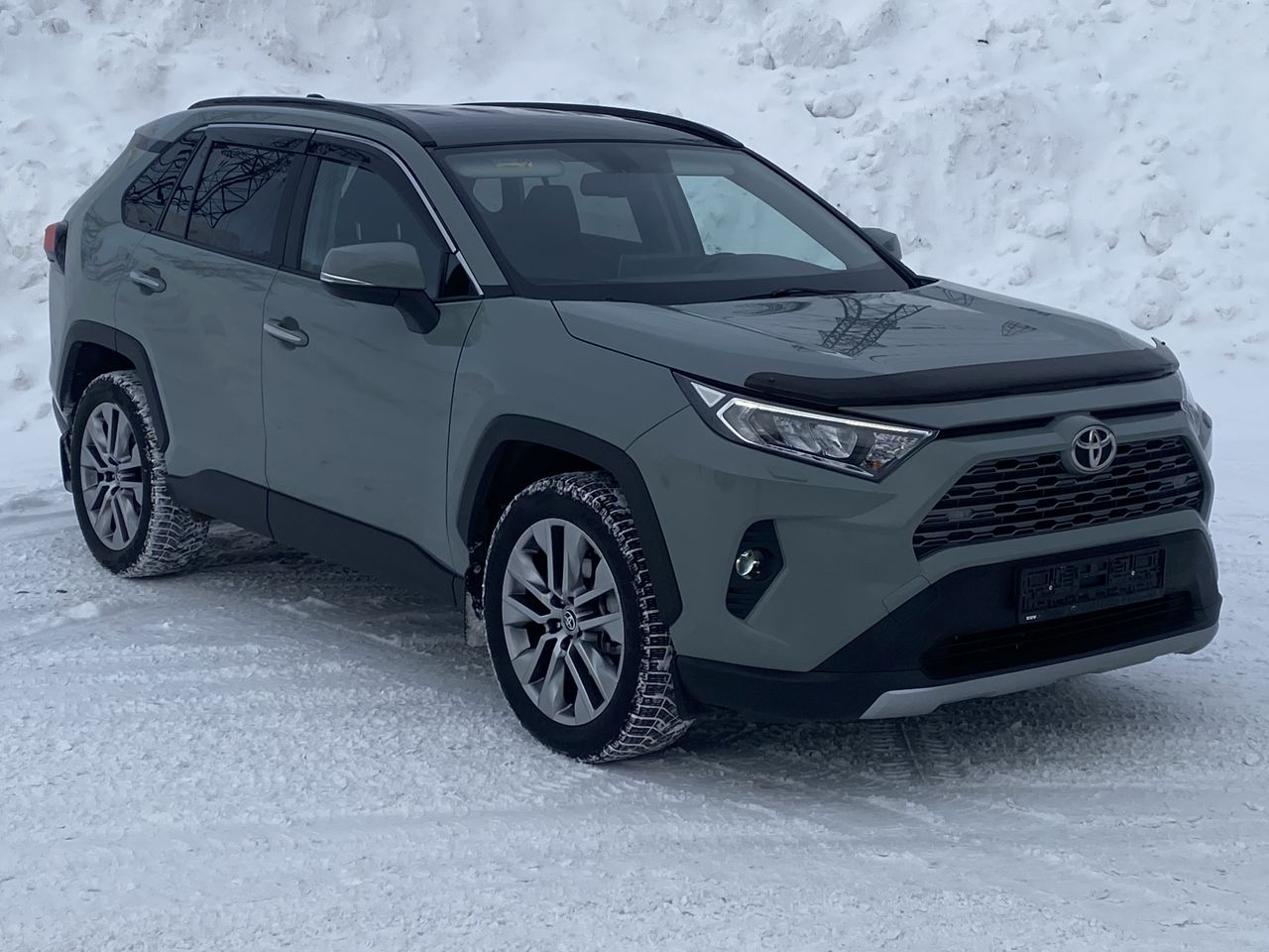 Toyota RAV4: фото владельца