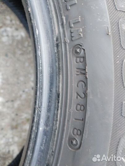 Bridgestone Blizzak VRX 215/55 R17 95