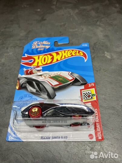 Машинка hot wheels