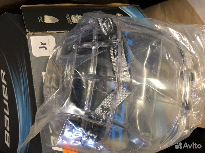 Визор для шлема хоккей новыйBauer