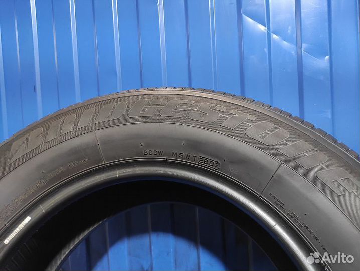 Bridgestone Dueler H/L 400 255/65 R17