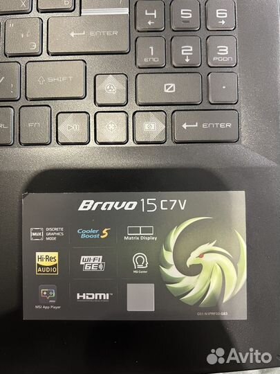 Ноутбук msi Bravo 15