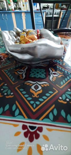 Руки из гипса