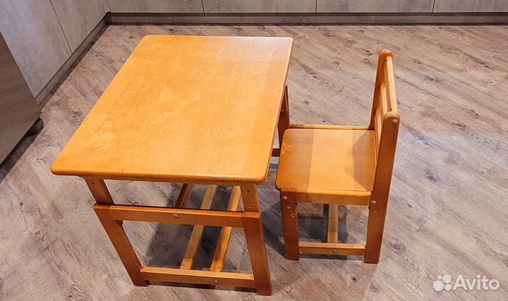 Детский стол и стул. Комплект Фея